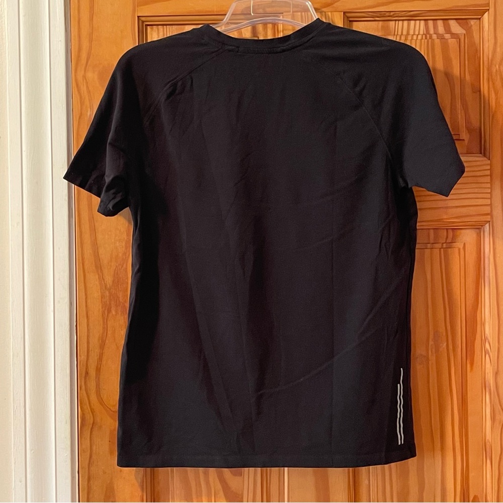 Kenneth Cole Black Short Sleeve Tee - Picture 4 of 7